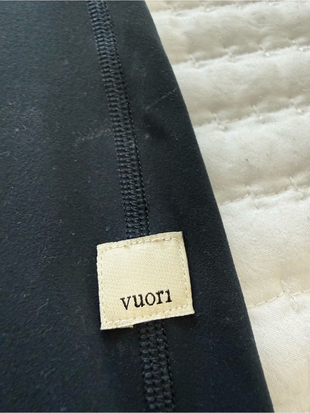 Vuori Daily Legging Dark Navy - Picture 3 of 4